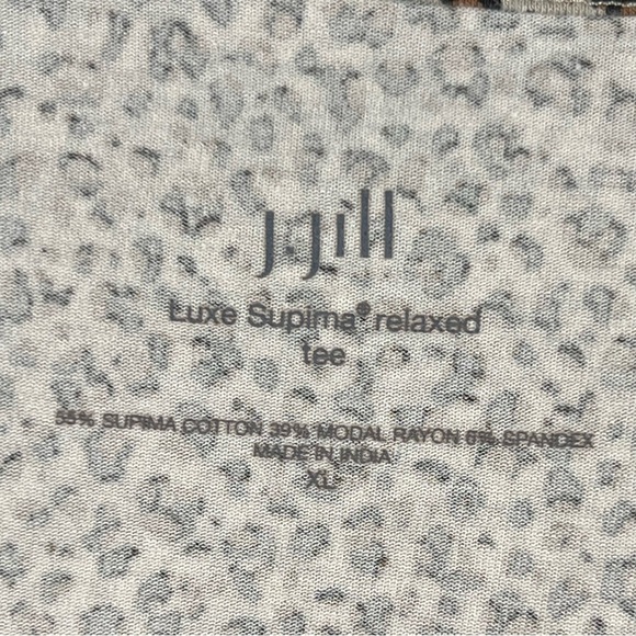 J Jill Leopard Print Knit Tee Size XL Top Luxe Supima Relaxed Classic Stretch - Picture 4 of 7